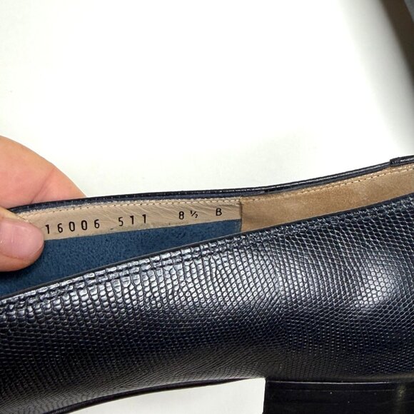 Salvatore Ferragamo Embossed Leather Loafers with Gold Bit in Navy Size 8.5 M - Picture 7 of 9